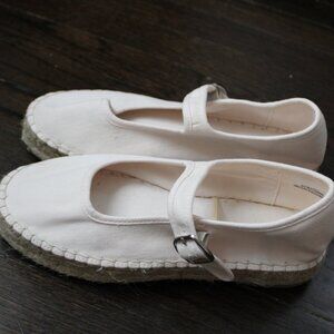 Forever 21 white canvas espadrille flats